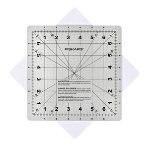 Fiskars Rotating Cutting Mat 8"x8" Grid To Cut Fabric Squares Easily Self Healin